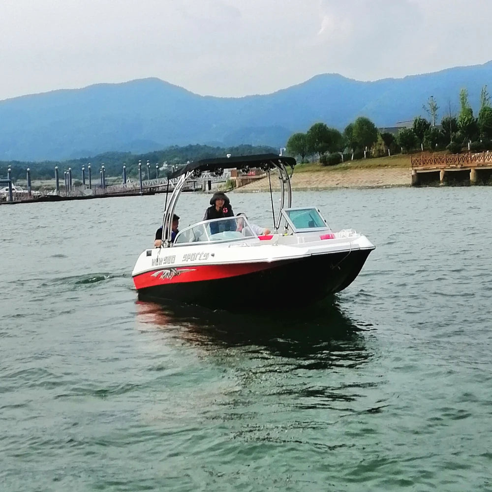 China High Quality Wakeboard Sport Boat for Sale