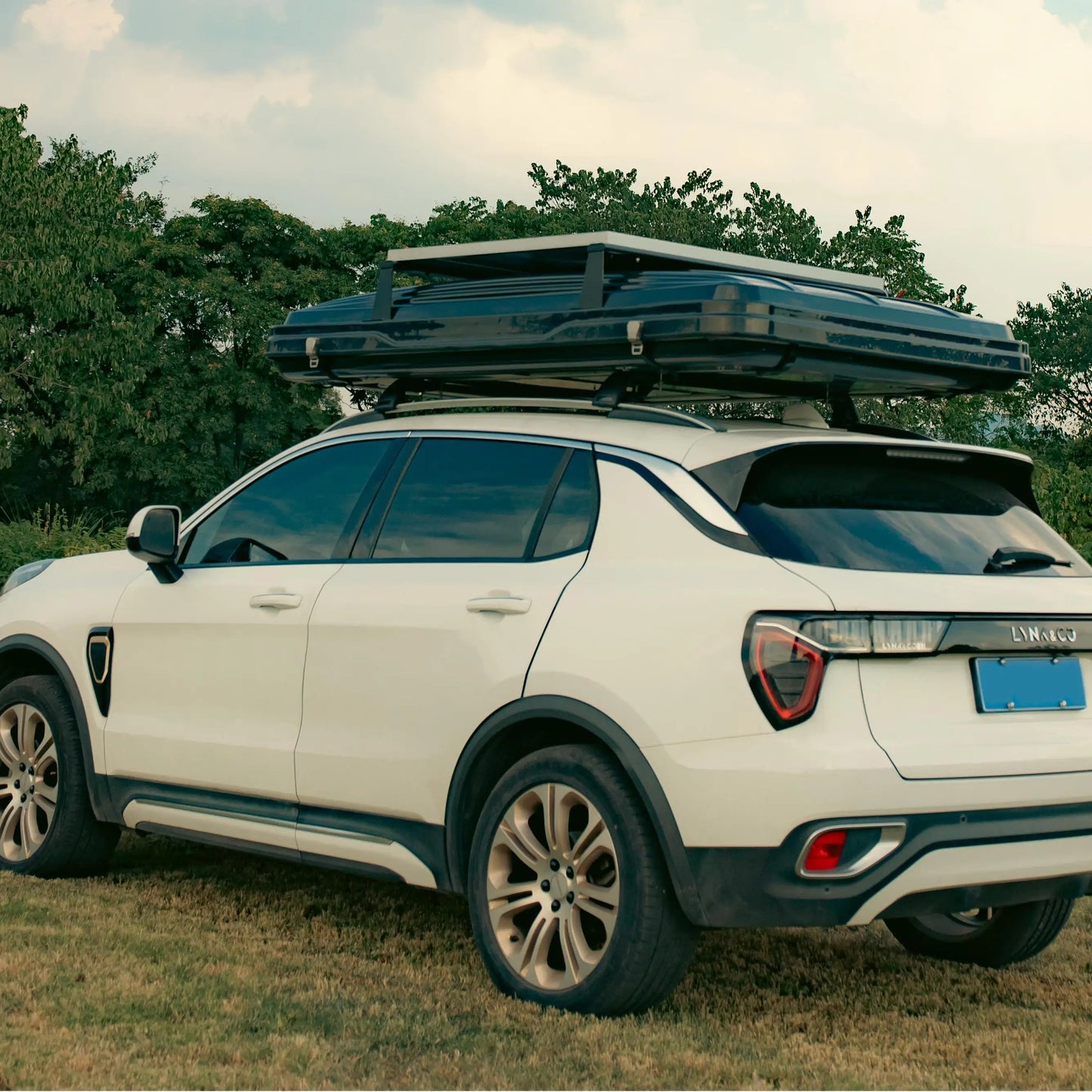 Factory Supply Reliable RTT Quick Drying Car Roof Tent Large - Capacity Rooftop Tent Is Suitable for Outdoor Camping