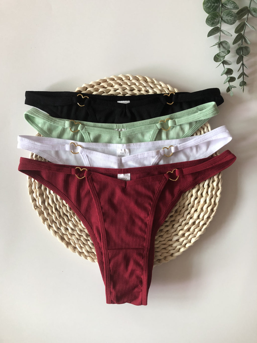 4pcs Heart Ring Linked Thongs, Soft & Comfy Ribbed Intimates Panties, Women's Lingerie & Underwear