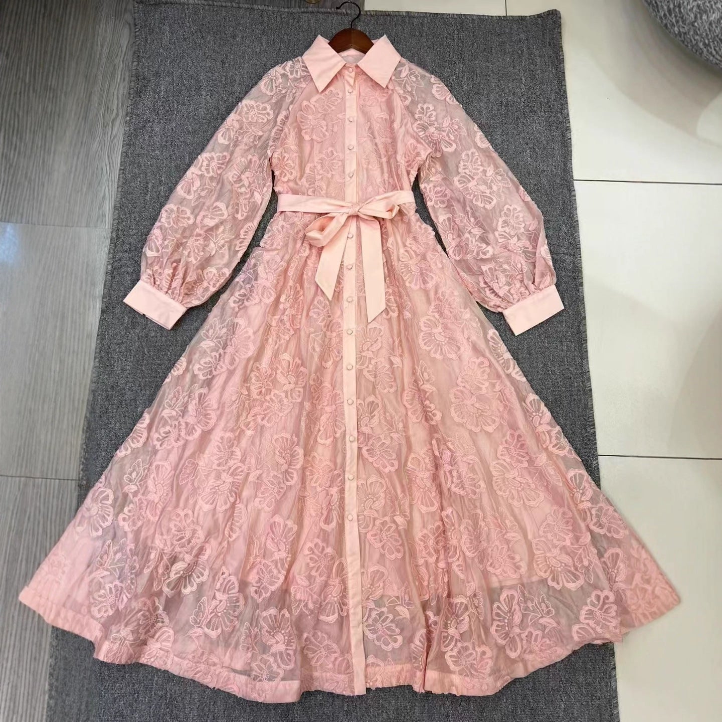 Retro-style Design Paired With A Matching Belt