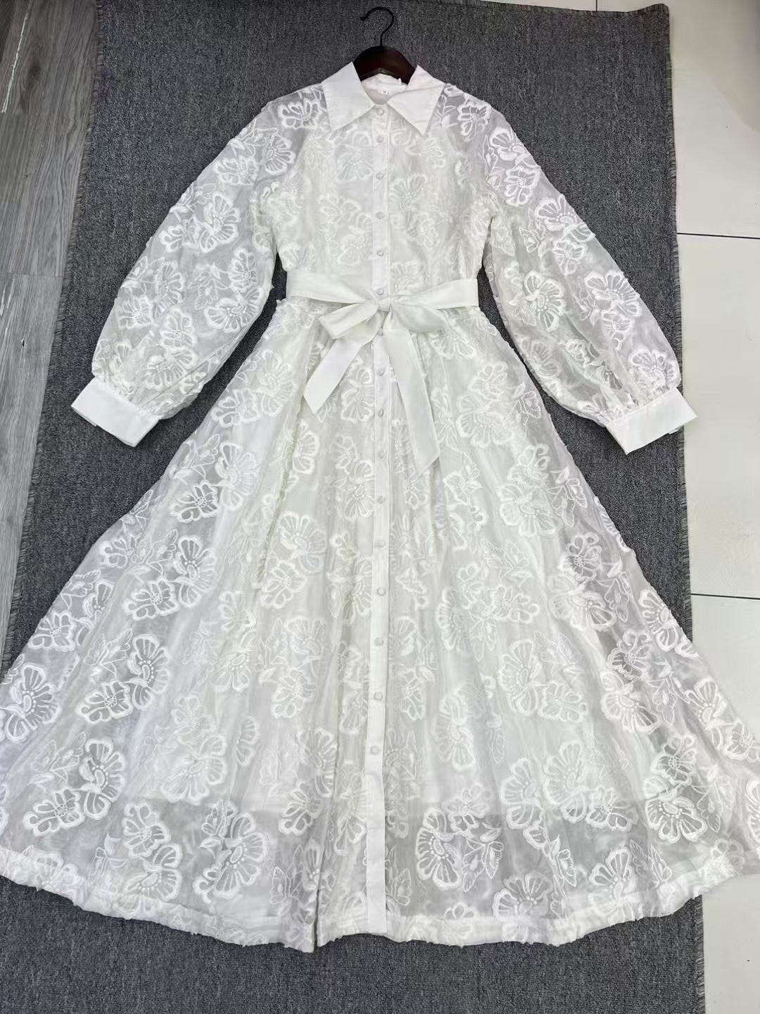 Retro-style Design Paired With A Matching Belt