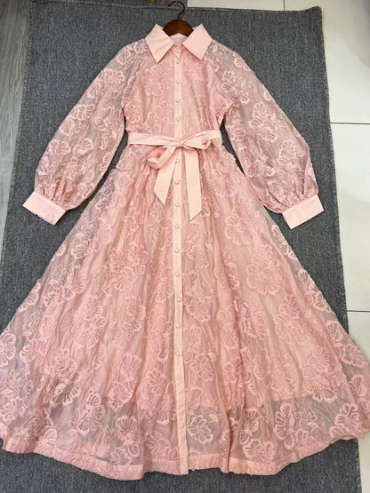 Retro-style Design Paired With A Matching Belt