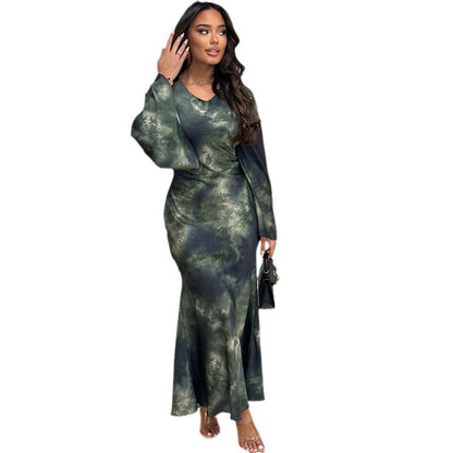 Round neck dress with printed flared sleeves Dress