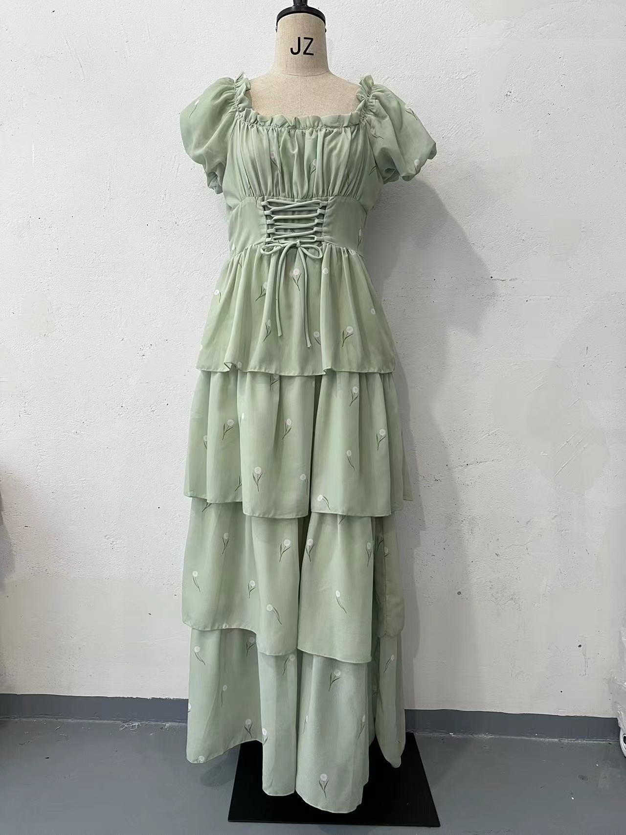 Mesh waist cinching fluffy dress cake dress
