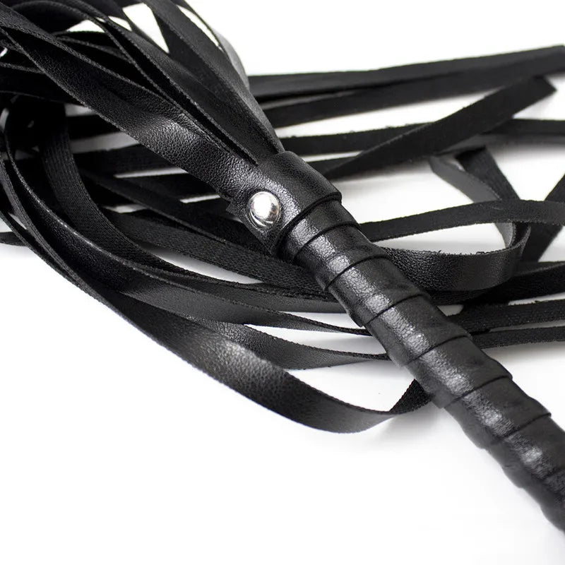 Exotic Flirting Toys of Scattered Tassel Small Leather Whips for Fetish Spanking BDSM Bondage Flogger Riding Crop Adult Games