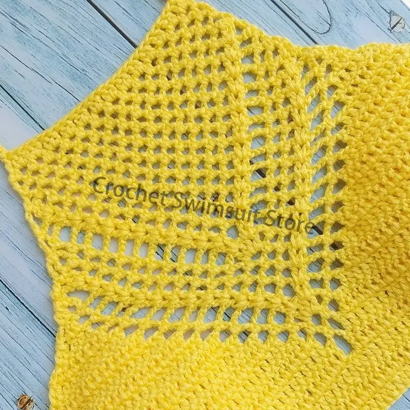 Women Sexy Bikini Tops High Neck Hollow Out Halter Swimwear Crochet Separate Swimsuit Bikini Bra Hot Sale