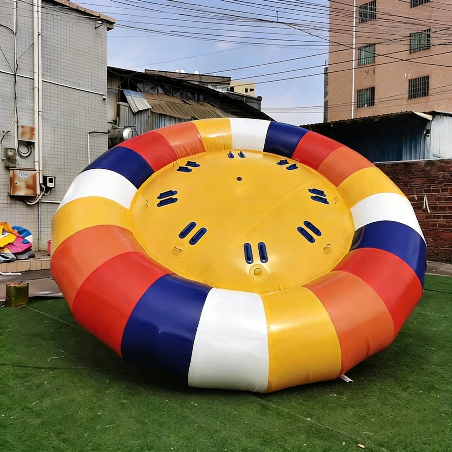 6 Person 10FT Sea Water Toys Flying Crazy UFO Inflatable Towable Spinning UFO Disco Boat for Outdoor Water Fun
