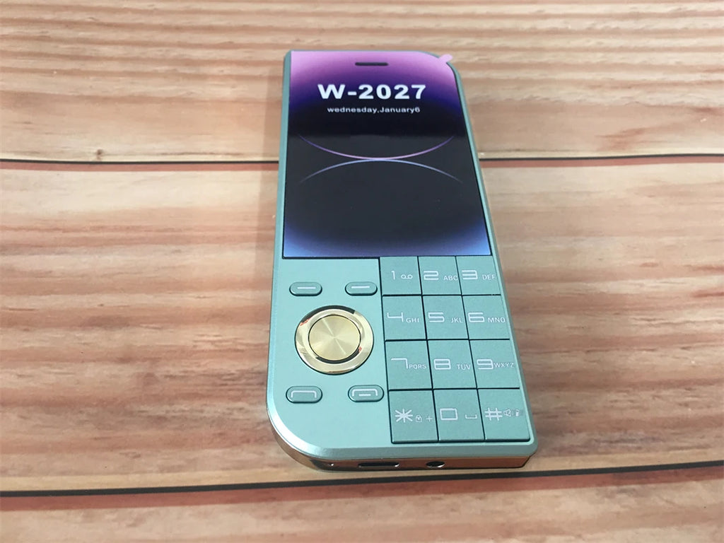 2025 New Push Button Mobile Phone 2.8' Three SIM 3SIM Bluetooth Flashlight MP3 Wireless FM Camera Vibration BigHorn CellPhone