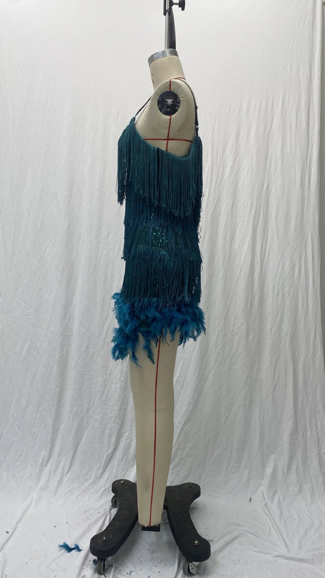 Summer Fashion Elegant Tassel Sequin Dress Women's Sexy Slim Sleeveless V-neck High Waist Suspender Feather Stitching Dresses