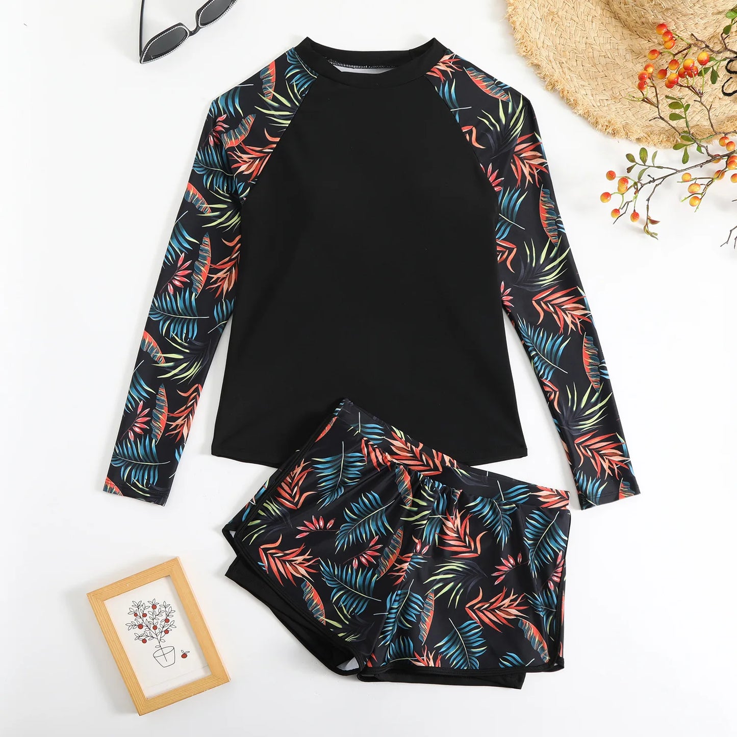 New 2026 Women's Vintage Print Swimsuit Rash Guards Long Sleeve Swimwear Surfing Sports Pool Swimming Suit Two-Piece Bath Suits