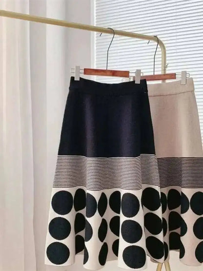 [EWQ]Japan Style Polka Dots Knitted High Waist Skirt Women's 2025 New Autumn Winter Oofice Lady Elastic A-line Pleated Midiskirt