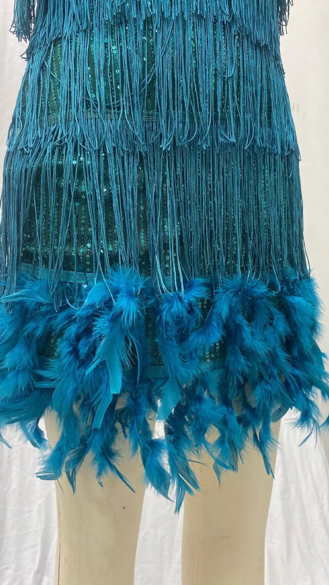 Summer Fashion Elegant Tassel Sequin Dress Women's Sexy Slim Sleeveless V-neck High Waist Suspender Feather Stitching Dresses