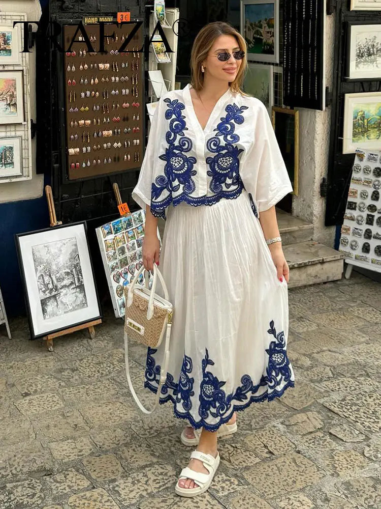 HH Blue Floral Embroidery Skirt For Women Fashion Casual Loose Elastic Waist Skirt Pleated Woman High Waist Midi Skirts