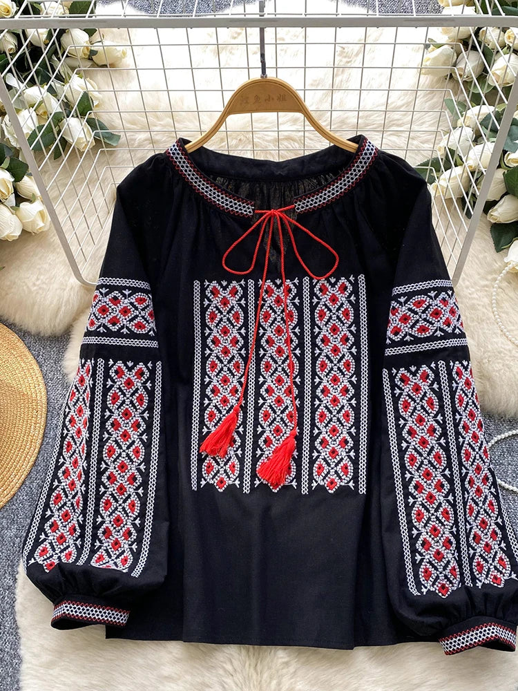 Women Autumn Blouse Bohemian Retro Ethnic Style Embroidered Shirt Loose Lantern Sleeve Top Female Pullovers 3 Colors BL246