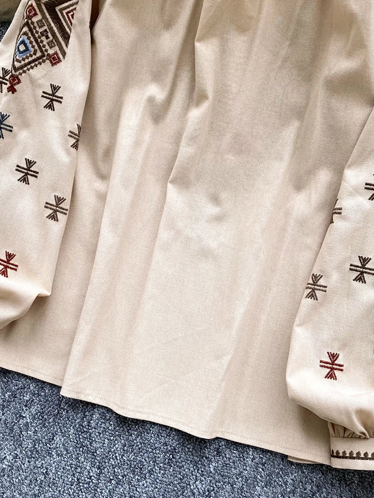 Women Autumn Blouse Loose Artistic Retro Heavy Industry Embroidery Bow O-Neck Lantern Sleeve Shirt Casual Versatile Top BL270