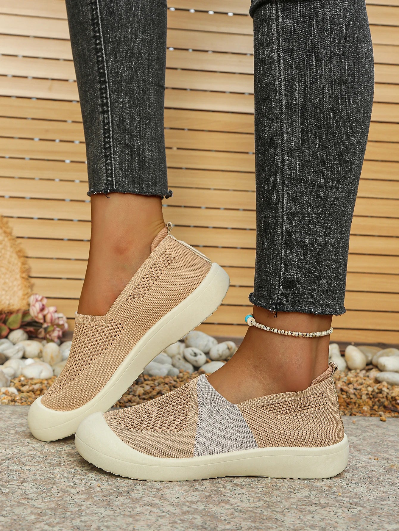 Women's shoes summer 2026  Single Shoes Dual-Tone Breathable Design Petite Fragrance Style Comfortable Footwear shoes woman