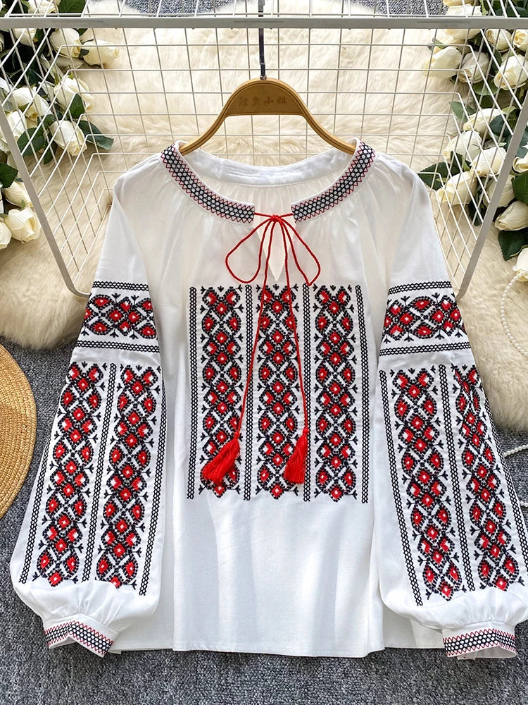 Women Autumn Blouse Bohemian Retro Ethnic Style Embroidered Shirt Loose Lantern Sleeve Top Female Pullovers 3 Colors BL246