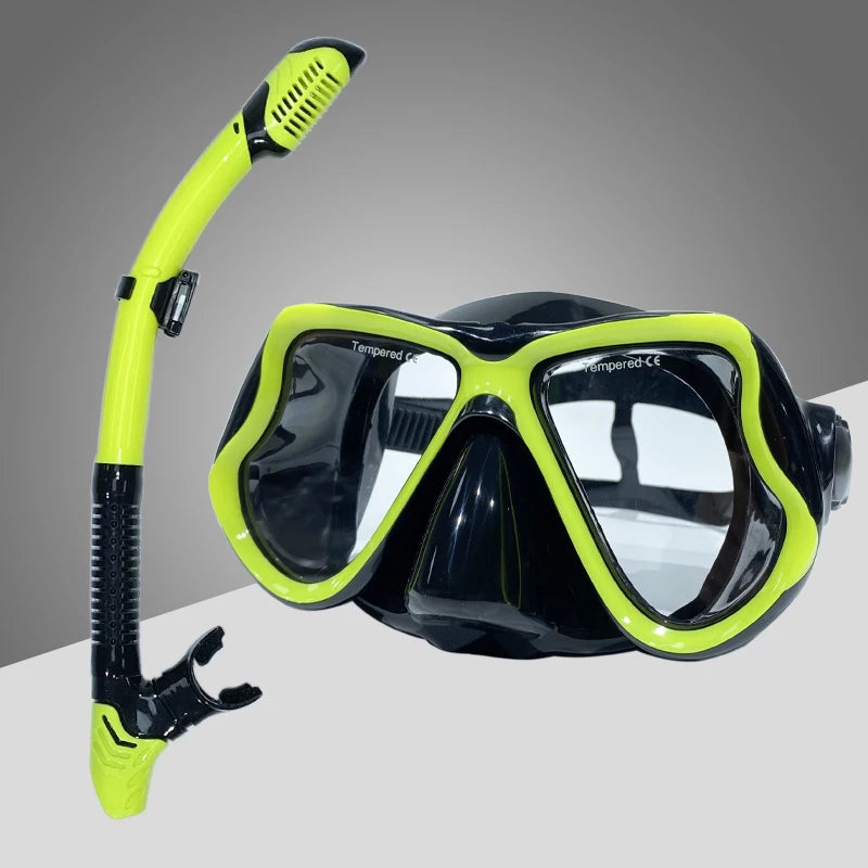 Diving Mask With Sports Camera Mount Electroplate Tempered Glass Silicone Mask is Safe and Comfortable