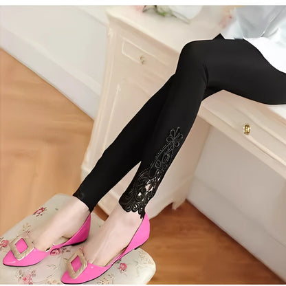 7XL Large Size Leggings For Women Summer Thin Tick 3/4 Capris Short Lace Hollow Tight Pants Black White Pink Red  6XL 5xl 4xl