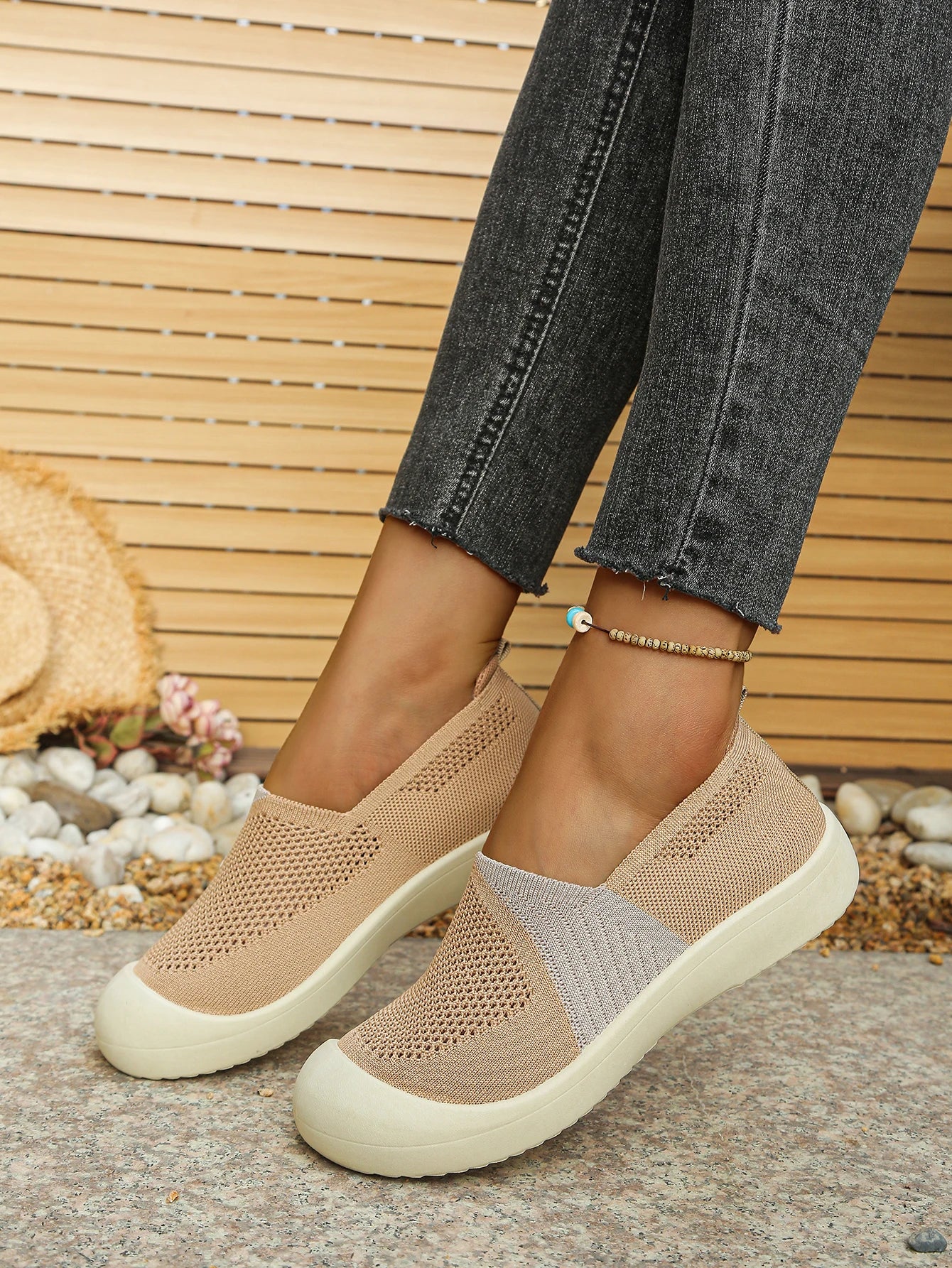Women's shoes summer 2026  Single Shoes Dual-Tone Breathable Design Petite Fragrance Style Comfortable Footwear shoes woman