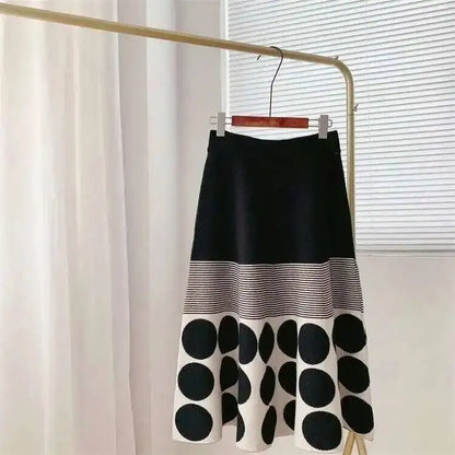 [EWQ]Japan Style Polka Dots Knitted High Waist Skirt Women's 2025 New Autumn Winter Oofice Lady Elastic A-line Pleated Midiskirt