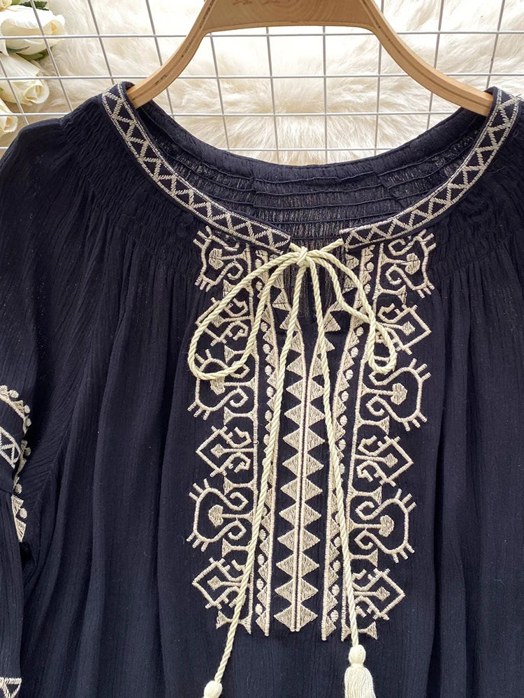 Women's Bohemia Blouse Embroidered Autumn Spring O-neck Collar Bow Tie Lantern Sleeve Top Blusas Mujer Female Tops BL020