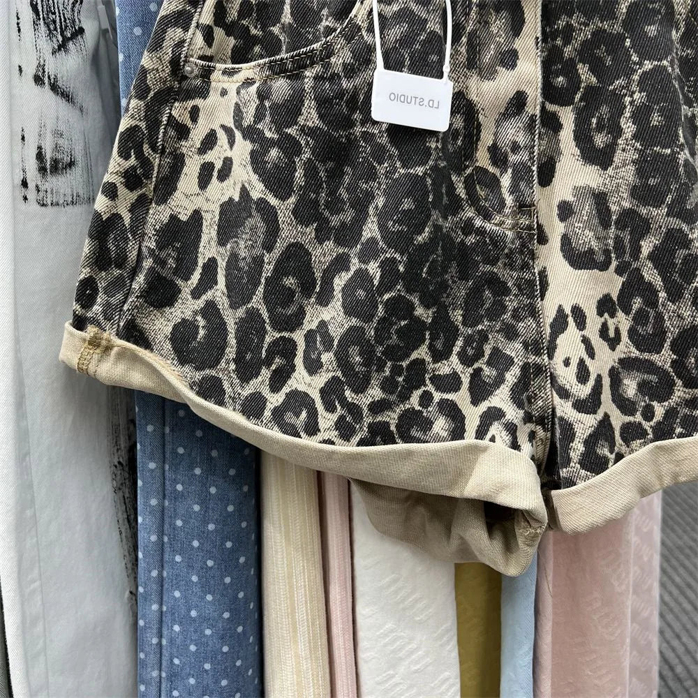 Vintage Broken Holes American-style Denim Shorts Women Casual High Waist Sexy leopard print Female Summer Baggy wide-legged hot