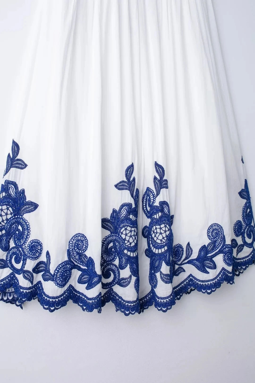 HH Blue Floral Embroidery Skirt For Women Fashion Casual Loose Elastic Waist Skirt Pleated Woman High Waist Midi Skirts