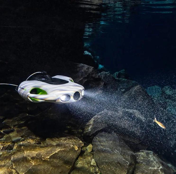 Camoro Mini Professional 4K Underwater Drone Camera ROV Water Scooter Mini Underwater Robot