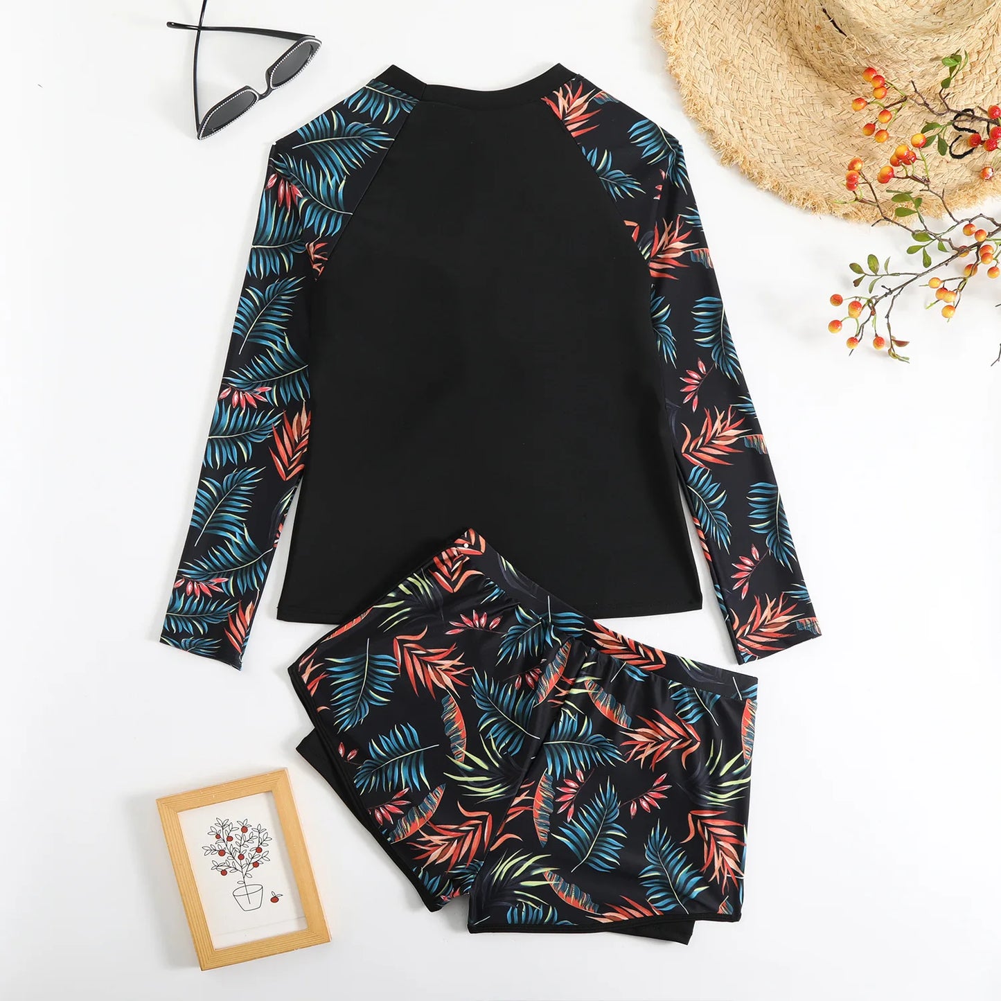 New 2026 Women's Vintage Print Swimsuit Rash Guards Long Sleeve Swimwear Surfing Sports Pool Swimming Suit Two-Piece Bath Suits