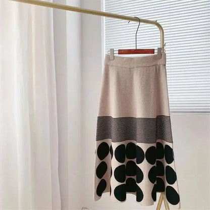 [EWQ]Japan Style Polka Dots Knitted High Waist Skirt Women's 2025 New Autumn Winter Oofice Lady Elastic A-line Pleated Midiskirt