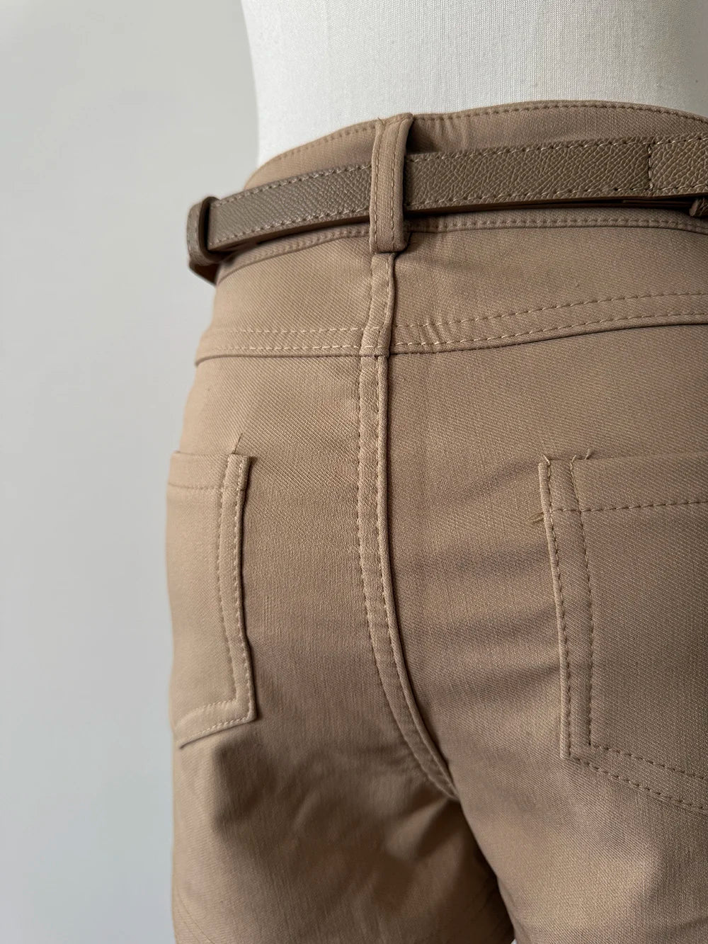 Khaki Casual Pants for Women Autumn and Winter Outerwear Booty Shorts Hips Elastic Tight Design High Waist Slimming Shorts Women
