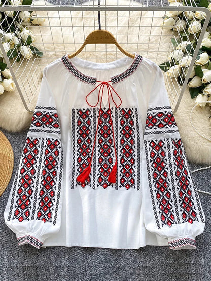 Women Autumn Blouse Bohemian Retro Ethnic Style Embroidered Shirt Loose Lantern Sleeve Top Female Pullovers 3 Colors BL246