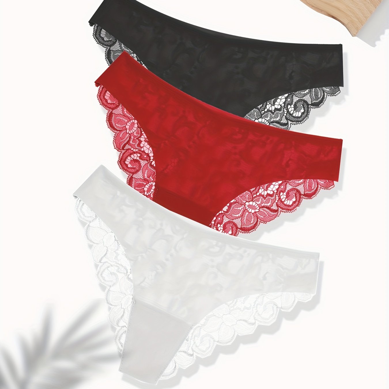 3Pcs Women's Sexy Lace Briefs Seamless Comfortable Panties Low-waist Underwear Ladies Intimate Plus Size Lingerie Exquisite Floral Set Bikini Briefs.